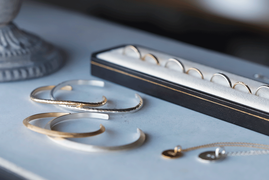 ペアジュエリー”Toi et Moi(トワ・エ・モワ)” | 株式会社サンポー